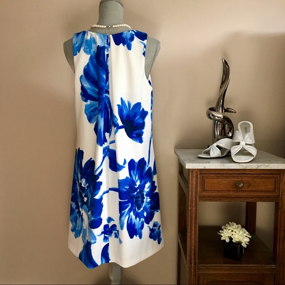 Beautiful Lauren Dress 💕👗💕 - Picture 2 of 5